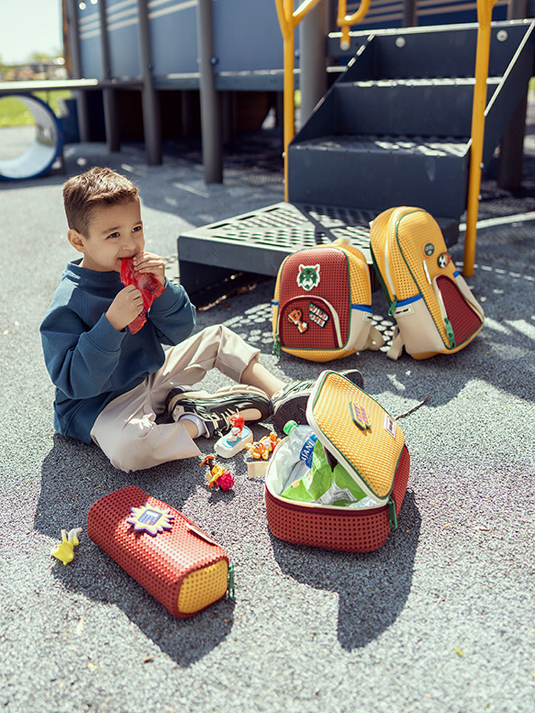LUNCH BOX